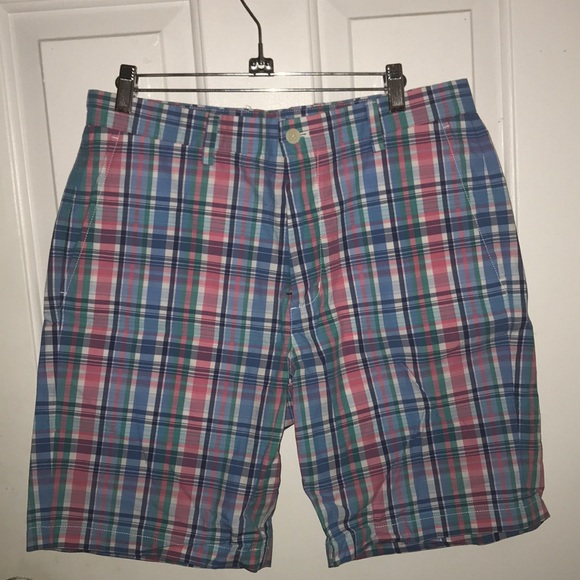 VINEYARD VINES Bermuda shorts plaid NWOT not worn - Picture 1 of 4
